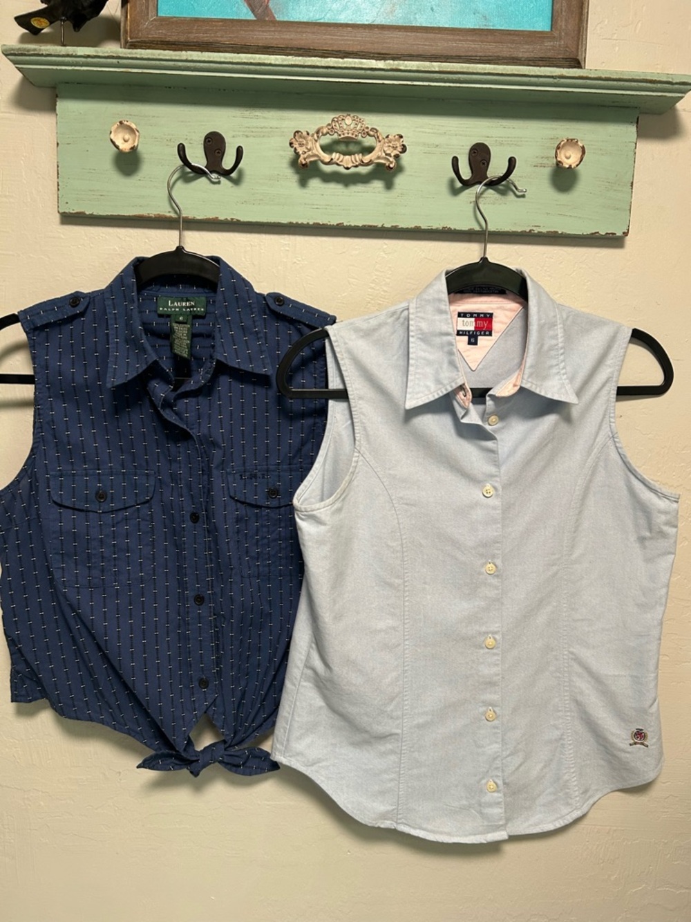 2 Y2K Sleeveless Button Down Tops